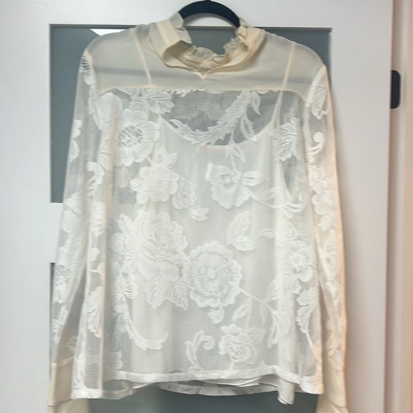 See by Chloe lace and silk blouse - Picture 6 of 9